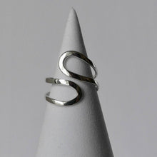 Load image into Gallery viewer, 1976 Ring