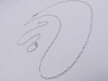 Load image into Gallery viewer, Finespun Chain Bracelet