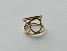 Load image into Gallery viewer, Bent and Hammered Ring