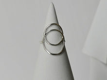 Load image into Gallery viewer, An Entanglement Ring