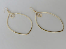 Load image into Gallery viewer, Holiday in Spain Earrings
