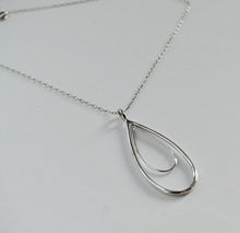 Load image into Gallery viewer, Hypnotic Necklace